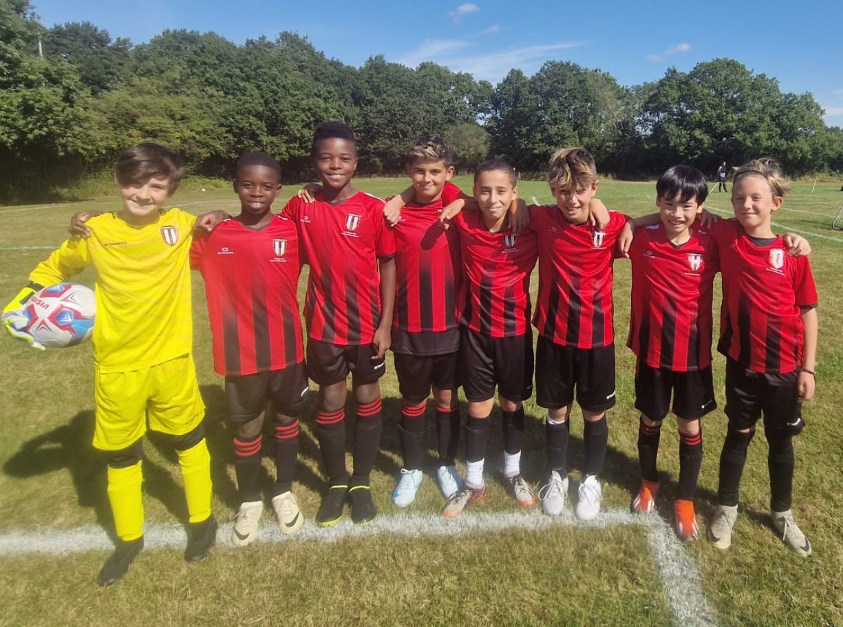 Under 10s Black team photo